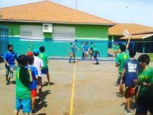 Alunos da Capital v&atilde;o disputar torneio de beach tennis no R&aacute;dio Clube     