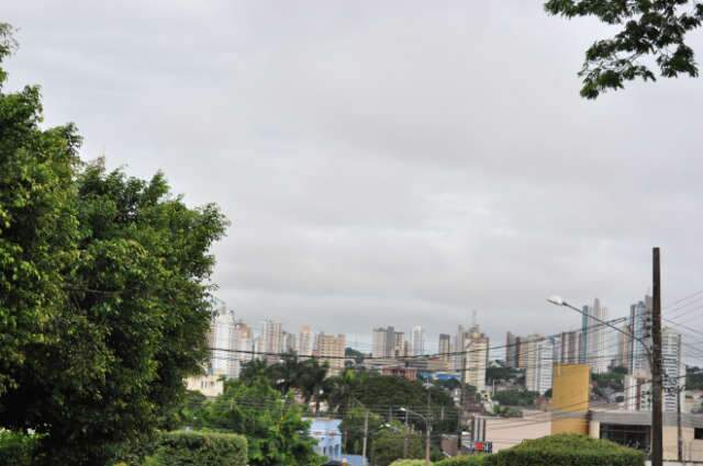  Meteorologia prev&ecirc; tempo nublado e chuva neste s&aacute;bado em MS