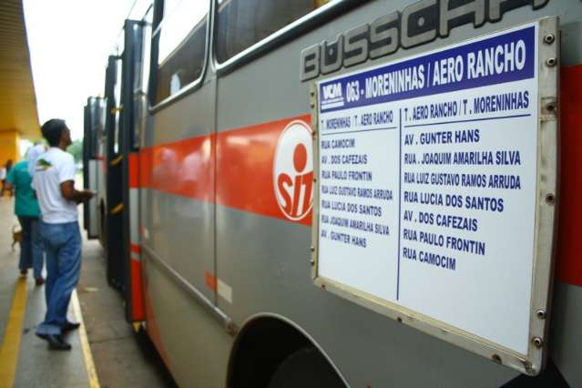 Baderna nos &ocirc;nibus s&atilde;o frequentes e ainda sem solu&ccedil;&atilde;o, diz empres&aacute;rio