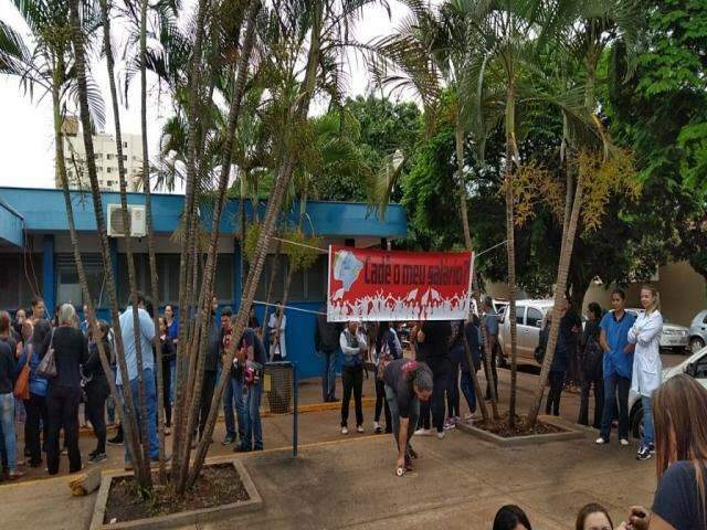 Sal&aacute;rio &eacute; pago e enfermagem do Hospital da Vida cancela greve