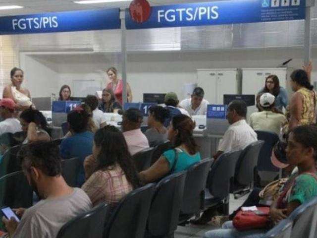 Dez ag&ecirc;ncias banc&aacute;rias da Capital s&atilde;o autuadas por demora em atendimento
