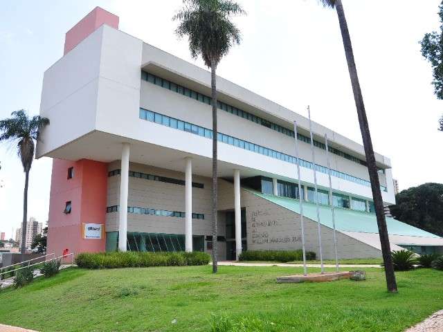 Pr&eacute;dio da Central do Cidad&atilde;o, que "balan&ccedil;ou", ter&aacute; nova vistoria