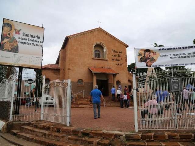 Nossa Senhora do Perp&eacute;tuo Socorro &eacute; padroeira, mas n&atilde;o garante feriado 