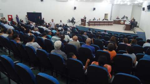 Moradores pedem cassação de todos os vereadores eleitos em 2012
