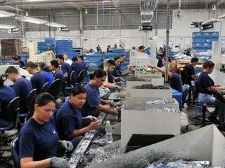 Indústria teve segmentos positivos na geração de empregos, segundo o Caged. (Foto: Arquivo)