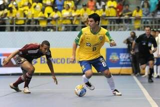 Ala Marcênio em ação pela seleção brasileira de Futsal (Foto: Divulgação)