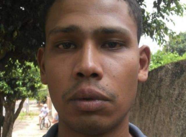 Em a&ccedil;&atilde;o no Guanandi, Choque recupera Biz e prende foragido da Gameleira