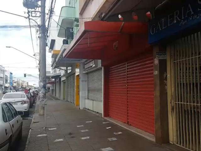 N&atilde;o &eacute;, mas parece que &eacute;: feriado de ter&ccedil;a de Carnaval esvazia o Centro