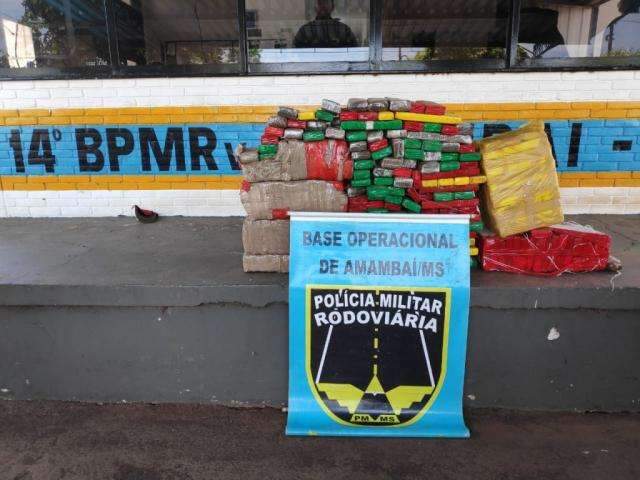 Persegui&ccedil;&atilde;o na MS-286 termina com apreens&atilde;o de 240 quilos de maconha 