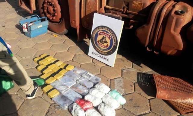 Pol&iacute;cia Federal encontra 35 kg de coca&iacute;na em carga de ferro em caminh&atilde;o 