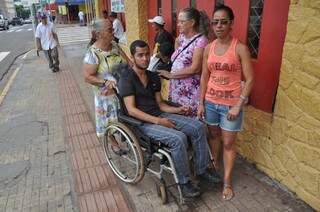 Marly Maria dos Santos diz que o filho sofre discriminação no transporte coletivo (foto: Marcelo Calazans)