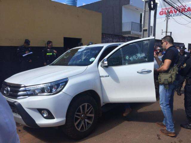 Pistoleiros voltam a agir e executam homem no meio da rua na fronteira
