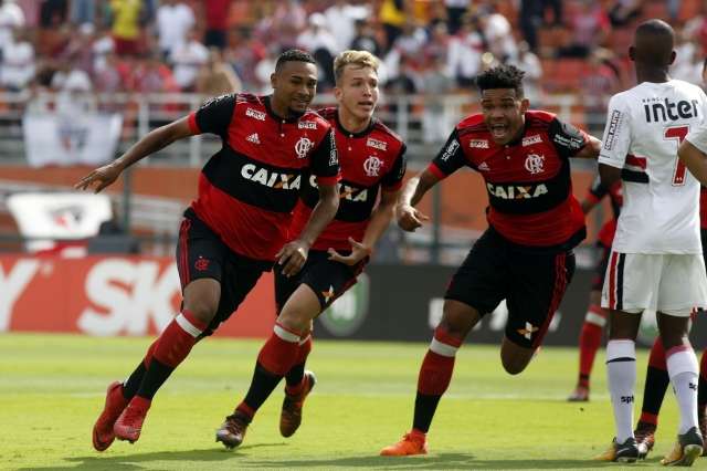 Flamengo &eacute; tetracampe&atilde;o da Copa S&atilde;o Paulo de Futebol J&uacute;nior