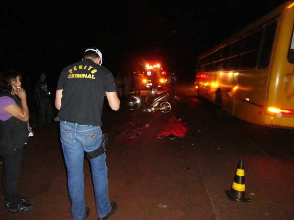  Motociclista morre ap&oacute;s atropelar vaca que atravessava pista da MS-156-