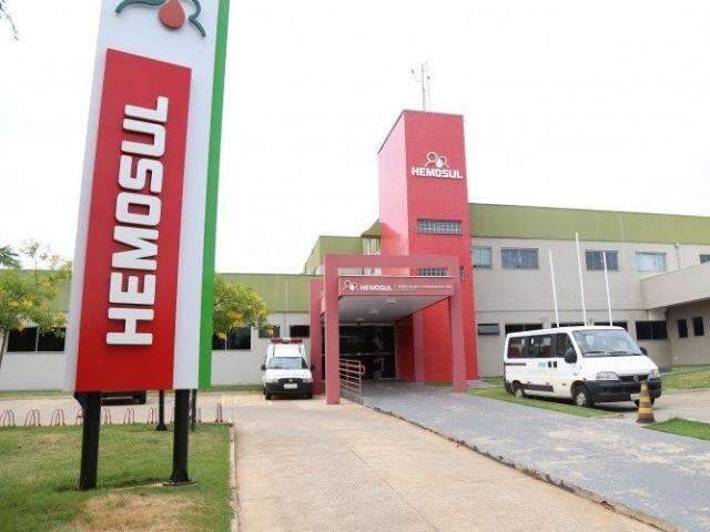 Em tratamento contra a dengue, Clara precisa de doa&ccedil;&otilde;es de sangue e plaquetas