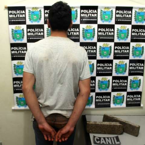 Adolescente apreendido com maconha diz que prefere traficar do que trabalhar
