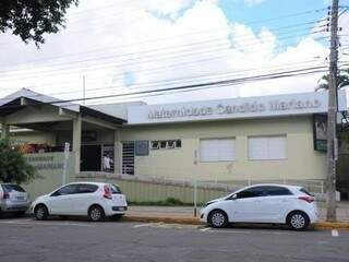 Entrada da Maternidade Cândido Mariano, em Campo Grande (Foto: Paulo Francis/Arquivo)