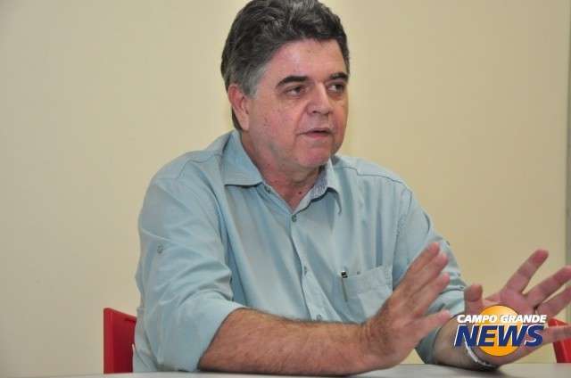 Azambuja &eacute; a &ldquo;bola da vez&rdquo;, mas decis&atilde;o s&oacute; sair&aacute; em 2014, diz tucano