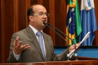 José Carlos Barbosa, presidente da CPI, durante sessão na Assembleia (Foto: Assessoria/ALMS)