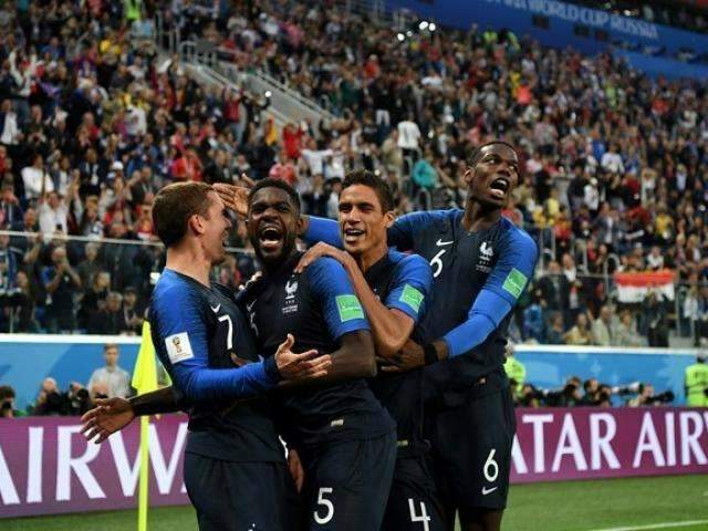 Com gol de Umtiti, Fran&ccedil;a volta &agrave; final da Copa ap&oacute;s 12 anos