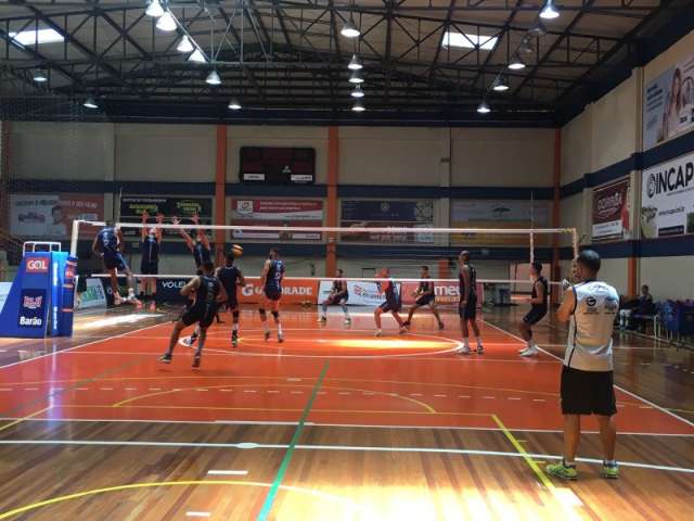 De olho na elite do v&ocirc;lei, time campo-grandense estreia 18h na Superliga B