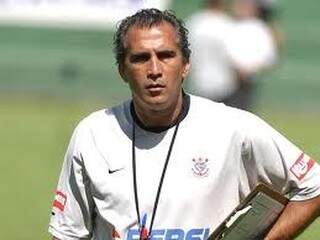 Juninho Fonseca comandou o time do Corinthians entre 2003 e 2004