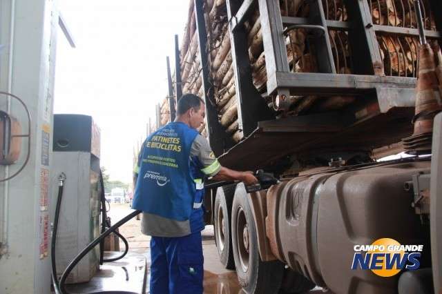 Com volta da al&iacute;quota de 17% do ICMS,  pre&ccedil;o do diesel sobe at&eacute; 6,62%