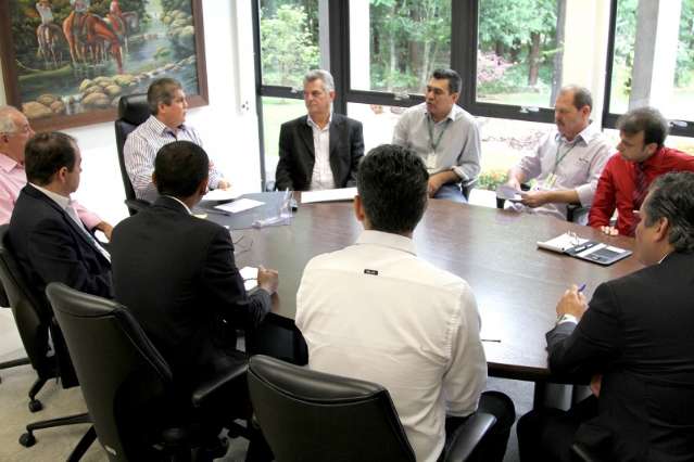 TCE estuda reformular plano de cargos visando a valoriza&ccedil;&atilde;o de servidores