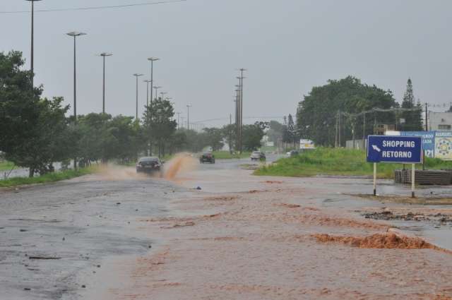 Temporal segue em dire&ccedil;&atilde;o ao norte de Mato Grosso do Sul, alerta Inmet