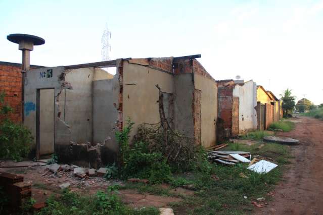 Prefeitura pede desapropria&ccedil;&atilde;o de 15 lotes para tirar obra do PAC da gaveta
