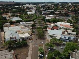 Avenida Campo Grande, em Naviraí; município é o maior do sul de MS. (Foto: Divulgação)