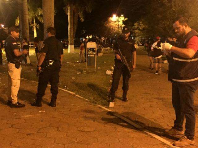 Ferido por tiros em festa eletr&ocirc;nica na fronteira est&aacute; em estado grave