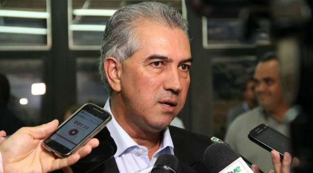 Governador entrega ala e assina conv&ecirc;nio com Hospital S&atilde;o Juli&atilde;o