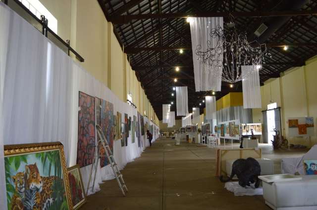 Usando papelão do mercado, Luiz expressa arte da cultura japonesa - Artes -  Campo Grande News