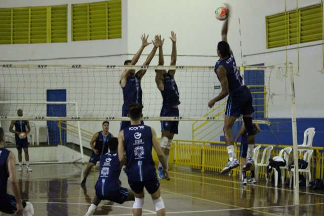 De olho na Superliga, Uninter/AVP estreia amanh&atilde; em torneio no Paran&aacute;