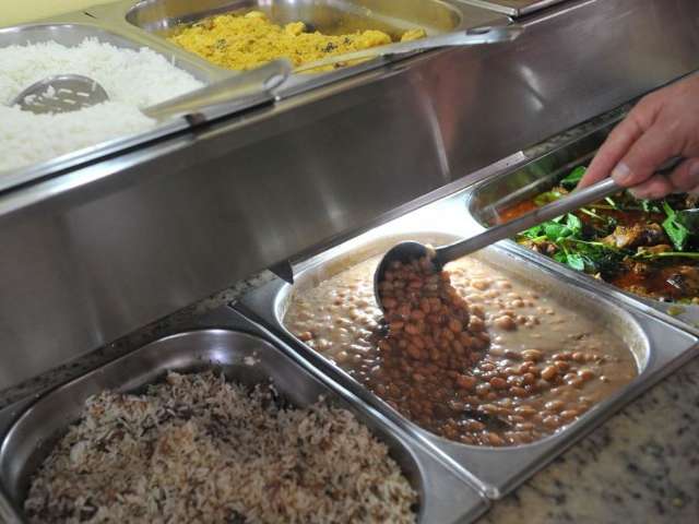 Arroz e feij&atilde;o s&atilde;o os alimentos mais desperdi&ccedil;ados no Brasil