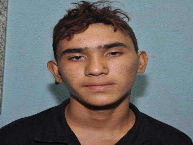 Cinco dias ap&oacute;s morte, jovem vai &agrave; pol&iacute;cia, tenta negar, mas confessa crime