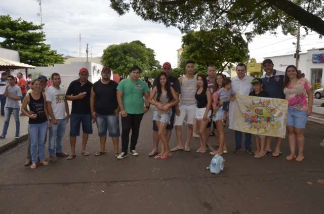 Ato em favor do carnaval re&uacute;ne pol&iacute;ticos e comerciantes na C&acirc;mara Municipal 