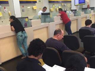 Agências dos correios funcionam normalmente em Campo Grande (Foto: Bruna Kaspary)