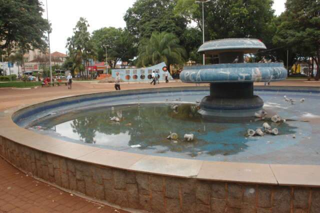  Aberta licita&ccedil;&atilde;o para 16&ordf; reforma na pra&ccedil;a Ary Coelho, or&ccedil;ada em R$ 1 milh&atilde;o