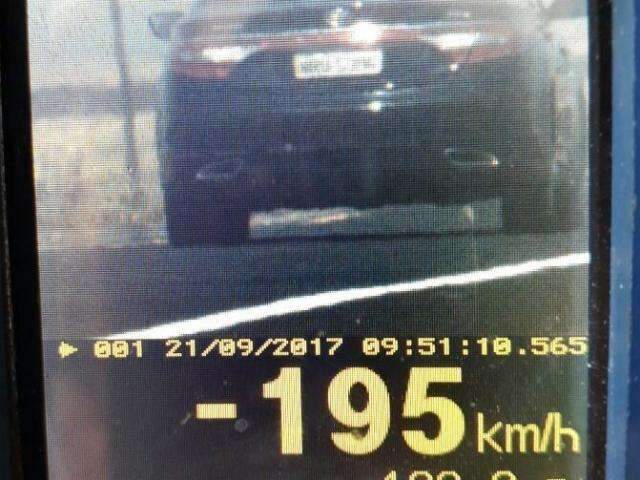 BR-463 tem 1.456 multas em 4 dias e registro de carro a 195 km por hora 