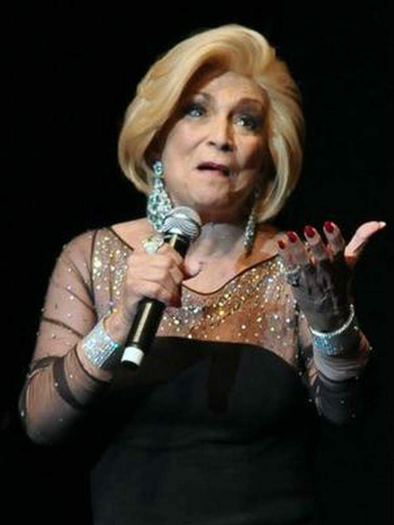 Hebe Camargo morreu, vítima de parada cardíaca, em 2012 Purepeople