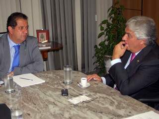 Senador Delcídio do Amaral (à direita) teve reunião com ministro do Trabalho, Carlos Lupi (Foto: divulgação)