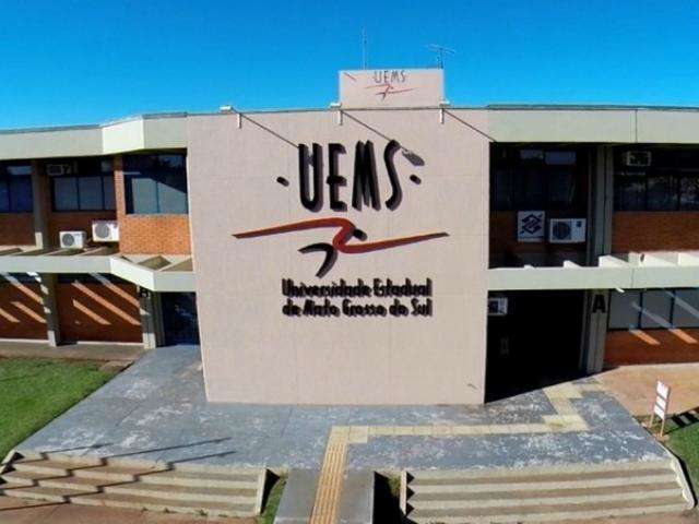 UEMS recebe at&eacute; o dia 9 de mar&ccedil;o inscri&ccedil;&otilde;es para o passe estudantil