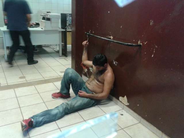 Mulher &eacute; ferida com chutes, socos, pontap&eacute;s e mordidas por marido embriagado