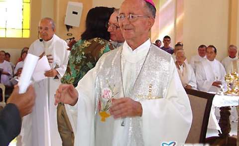 Bispo emérito de Três Lagoas morre aos 85 anos no Paraná 