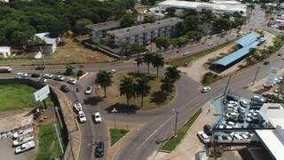 Rotatória na Joaquim Murtinho Com Ceará, um dos pontos que também vai receber semáforos contra tumulto no trânsito. (Foto: Flydrone)