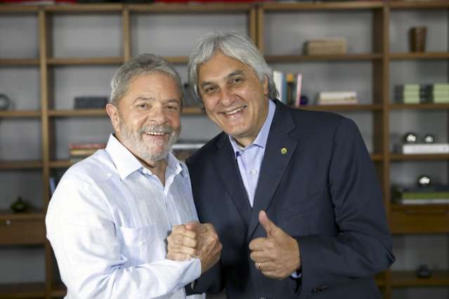 Lula grava programa para Delc&iacute;dio e promete vir a MS para refor&ccedil;ar apoio