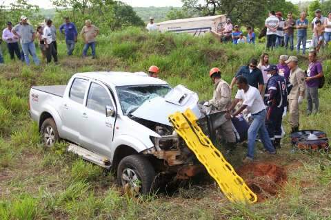Vítimas de colisão, pecuarista e motorista de Hilux morrem no hospital
