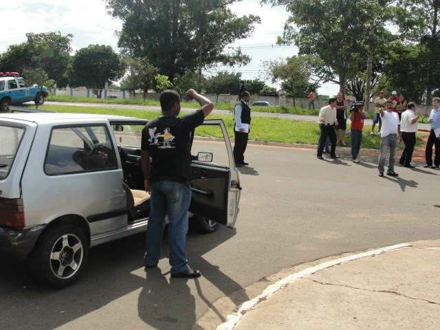  Pol&iacute;cia faz reconstitui&ccedil;&atilde;o de morte de sargento para esclarecer detalhes